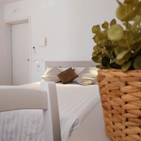 Affittacamere Casa Lilibet Сан-Бенедетто-дель-Тронто Экстерьер фото