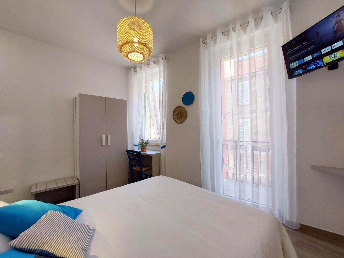Affittacamere Casa Lilibet Сан-Бенедетто-дель-Тронто Экстерьер фото